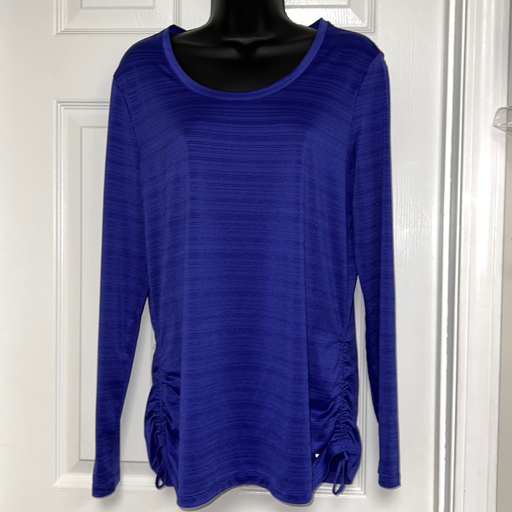 Set of ladies tops